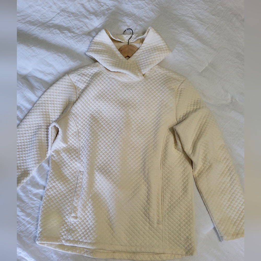 Zyia Creme Quilted Pocket Hoodie Size Large